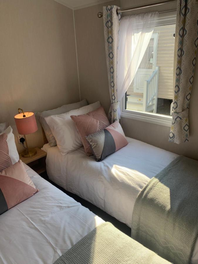 Number 57 Brynteg Hotel Caernarfon Bagian luar foto